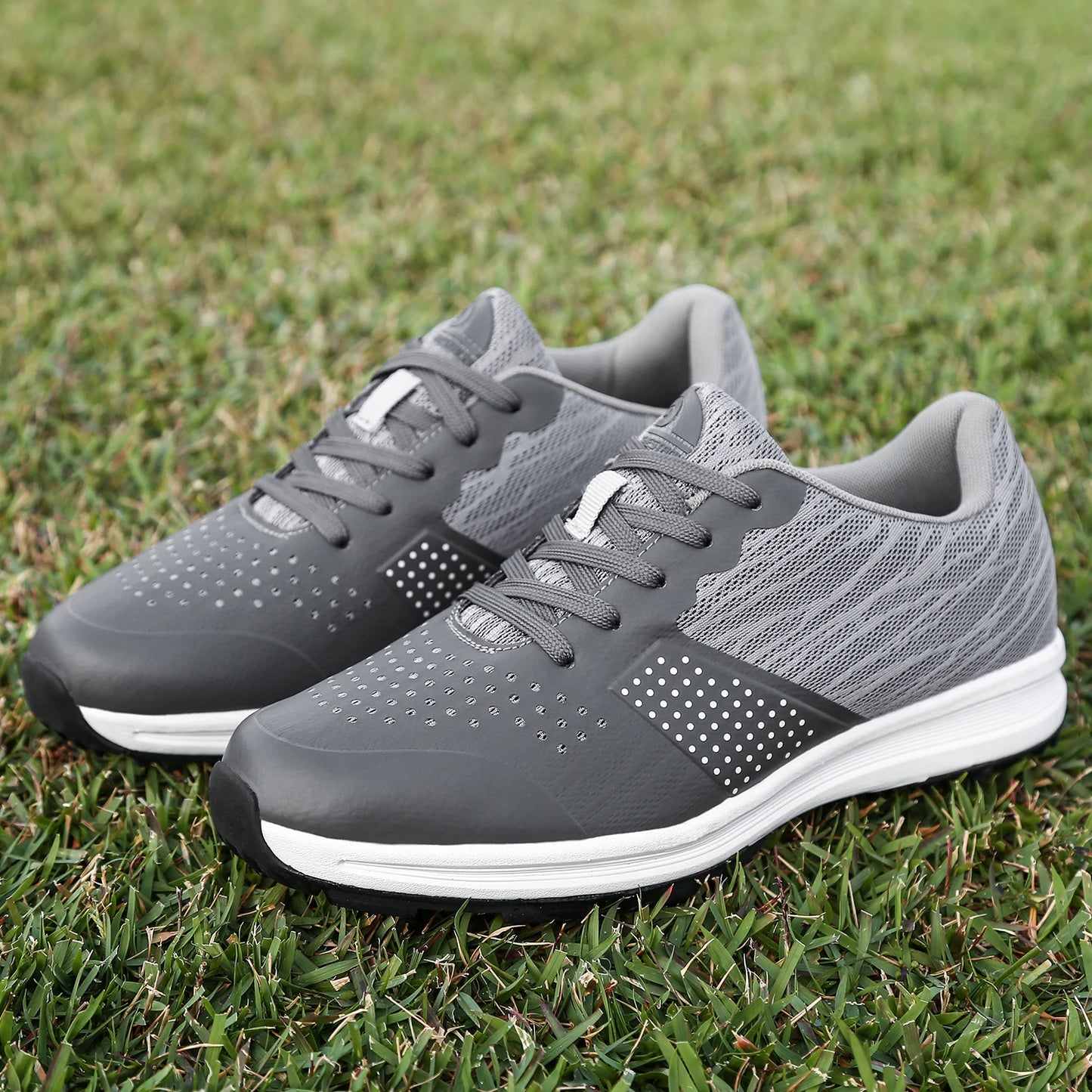 New Luxury Golf Shoes Men Professional Golf Sneakers Outdoor Footwears